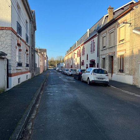 Ravissant T2 Proche Centre-Ville Et Jard Châlons-en-Champagne Dış mekan fotoğraf